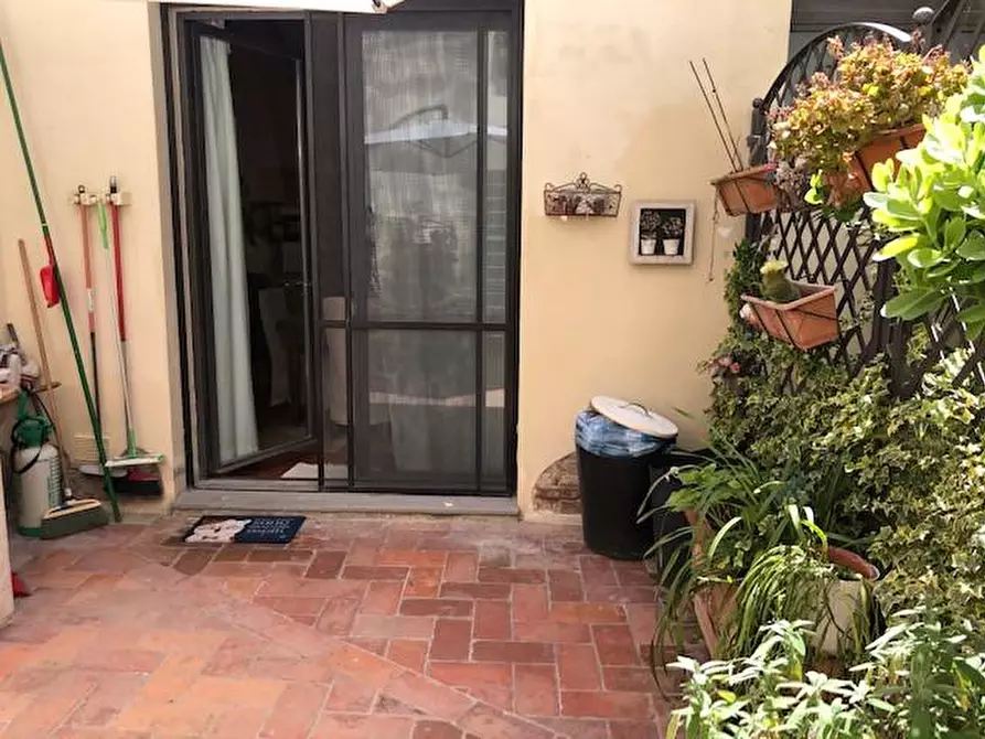 Immagine 5 di Porzione di casa in vendita  a Empoli