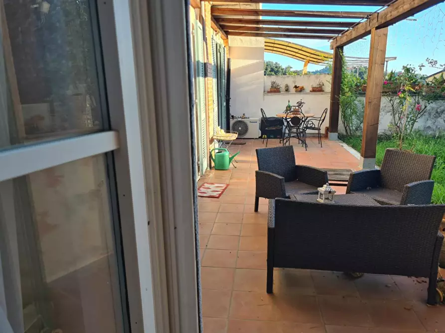 Immagine 13 di Villetta a schiera in vendita  a Carrara