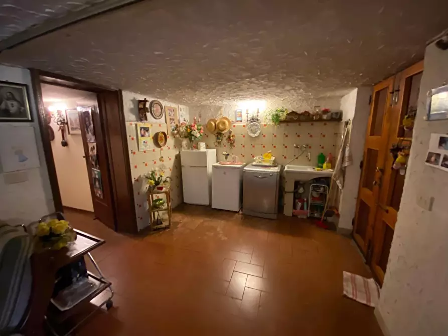 Immagine 23 di Villa in vendita  a Lucca