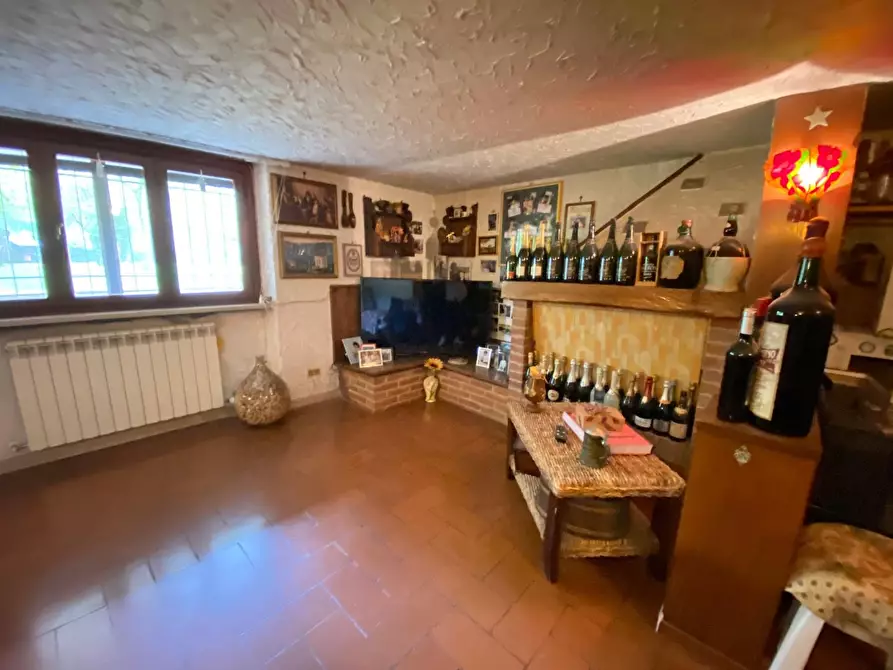 Immagine 26 di Villa in vendita  a Lucca