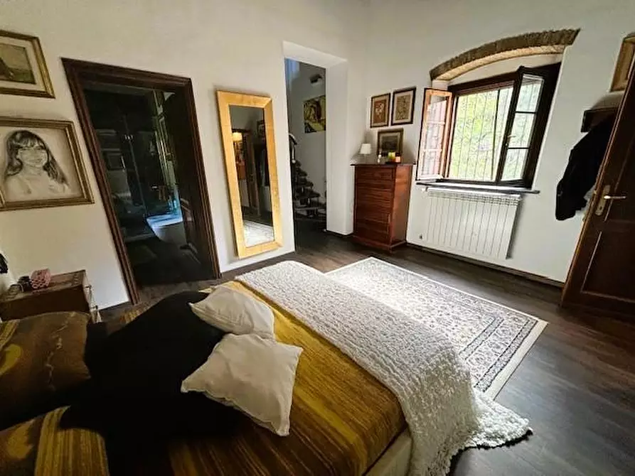 Immagine 36 di Casa semindipendente in vendita  a Livorno