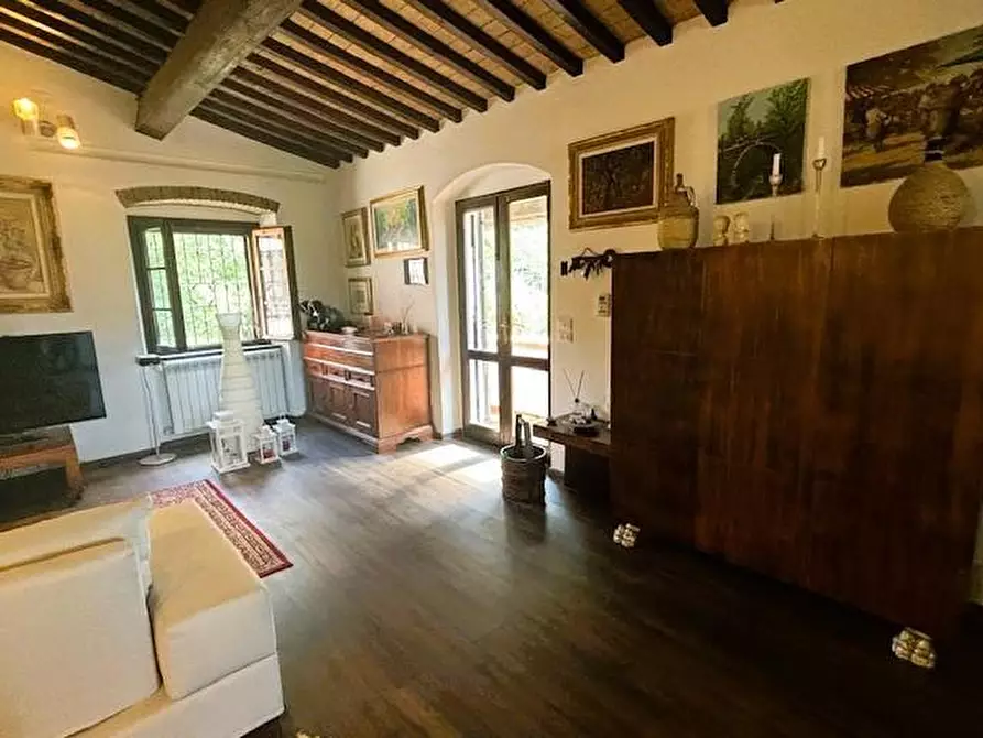 Immagine 29 di Casa semindipendente in vendita  a Livorno