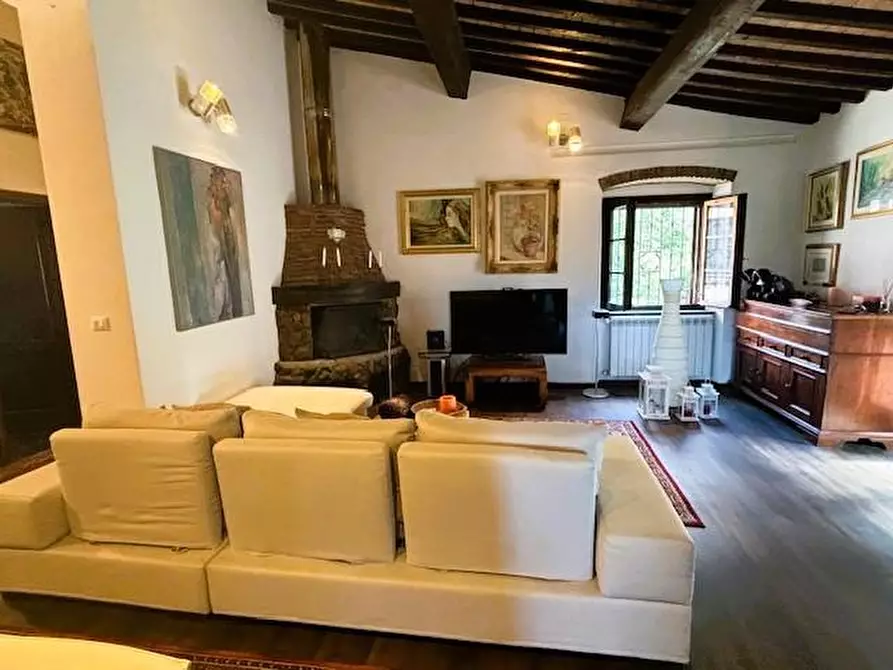 Immagine 28 di Casa semindipendente in vendita  a Livorno