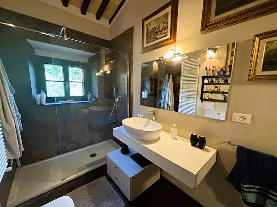 Immagine 34 di Casa semindipendente in vendita  a Livorno