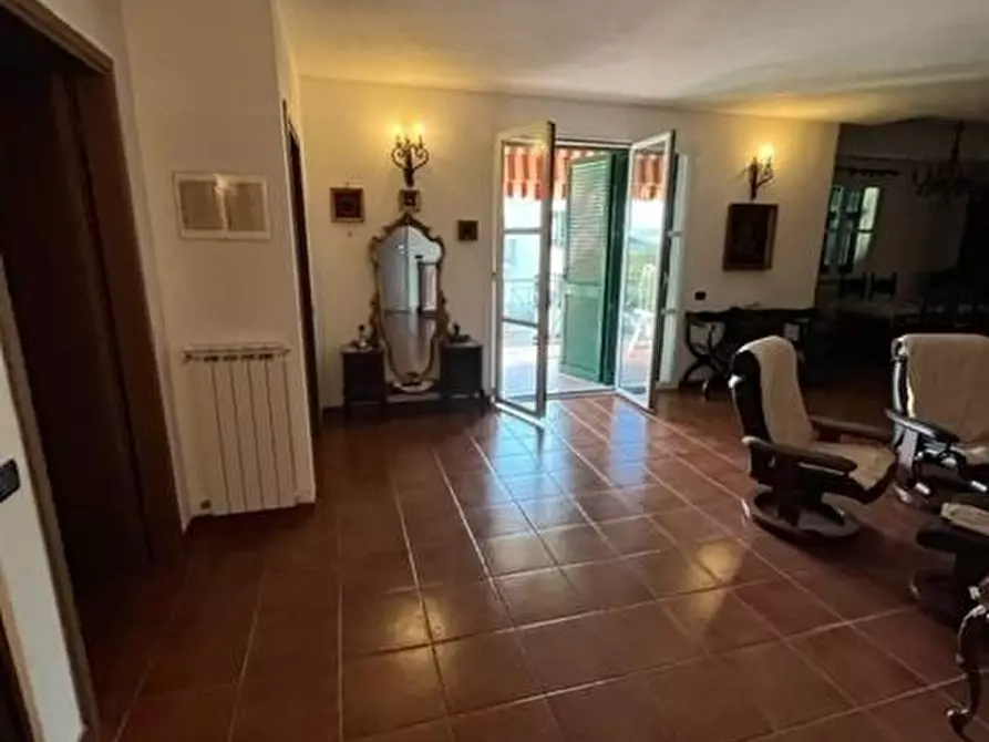 Immagine 3 di Appartamento in vendita  a Fosdinovo