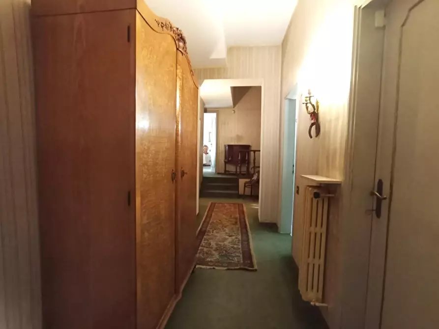 Immagine 38 di Villa in vendita  a San Giuliano Terme