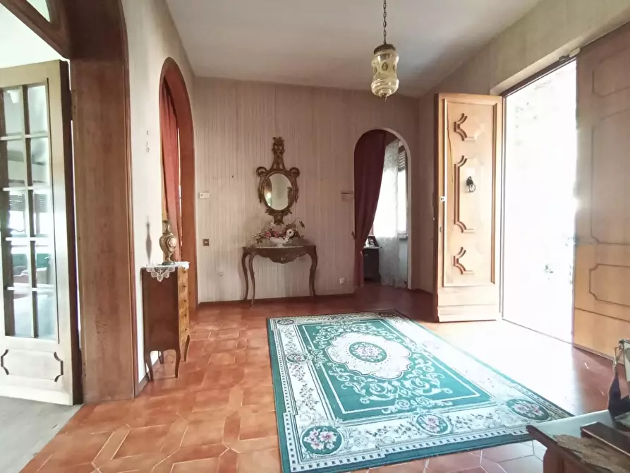 Immagine 12 di Villa in vendita  a San Giuliano Terme