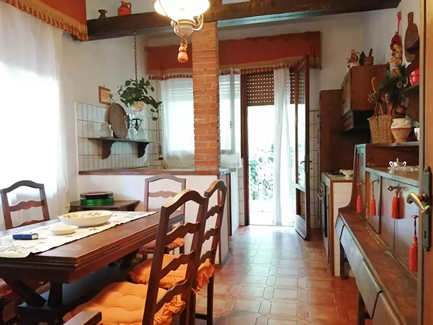 Immagine 16 di Villa in vendita  a San Giuliano Terme