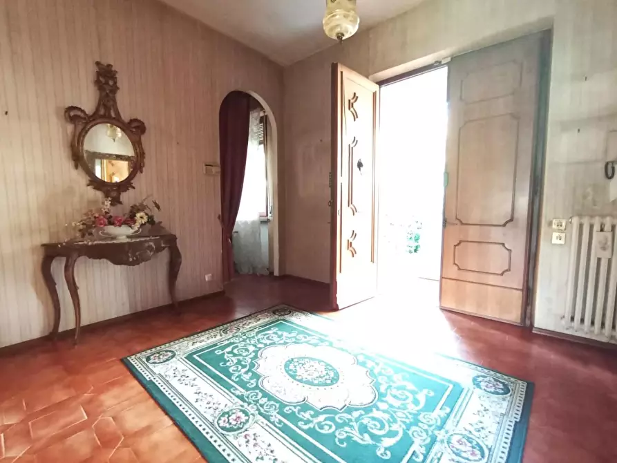 Immagine 10 di Villa in vendita  a San Giuliano Terme