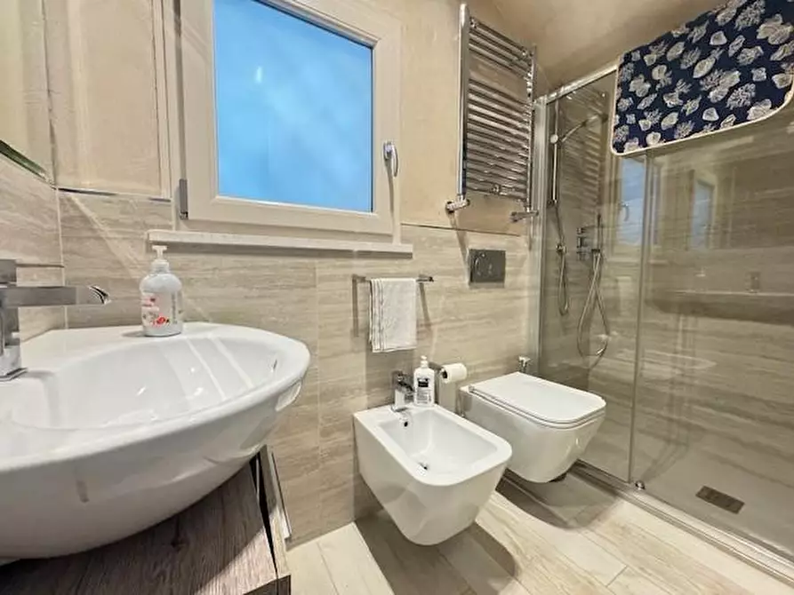 Immagine 20 di Casa bifamiliare in vendita  a Forte Dei Marmi