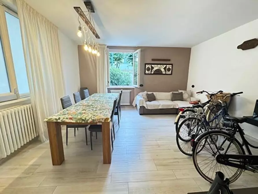 Immagine 6 di Casa bifamiliare in vendita  a Forte Dei Marmi