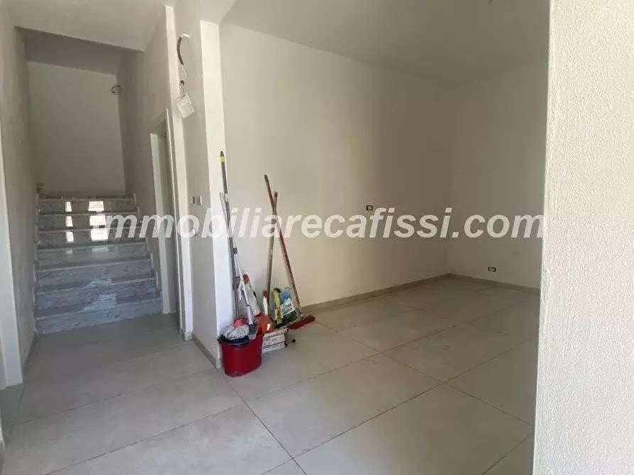 Immagine 1 di Terratetto in vendita  a Carmignano