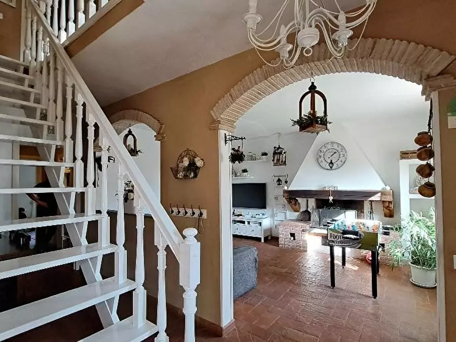 Immagine 15 di Casa indipendente in vendita  a San Giuliano Terme