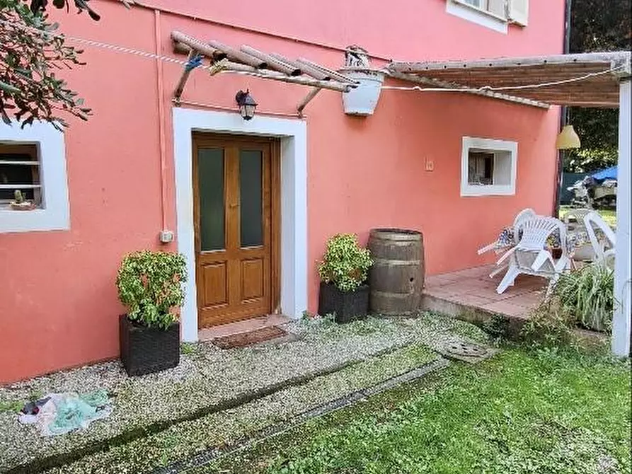 Immagine 39 di Casa indipendente in vendita  a San Giuliano Terme