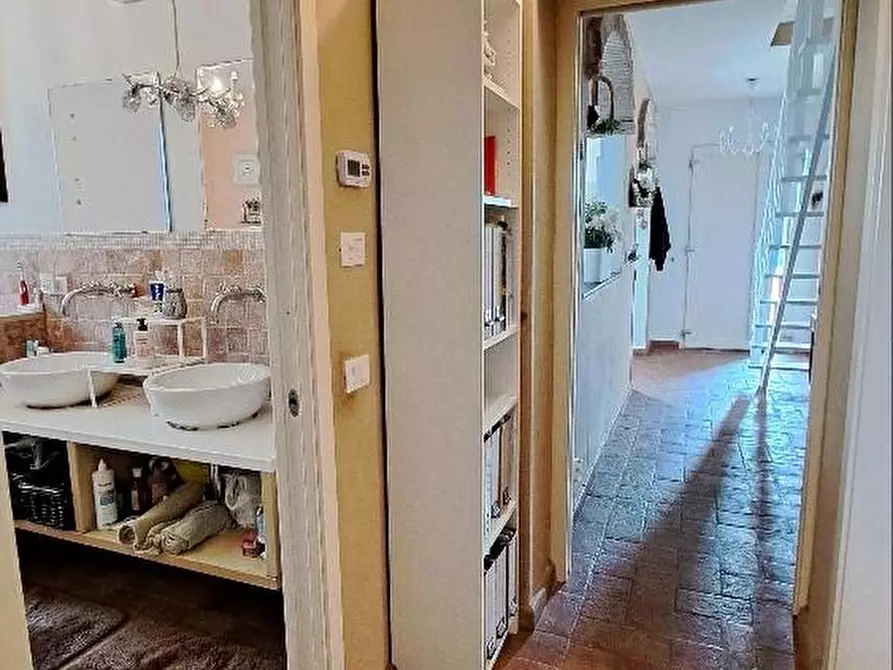 Immagine 22 di Casa indipendente in vendita  a San Giuliano Terme