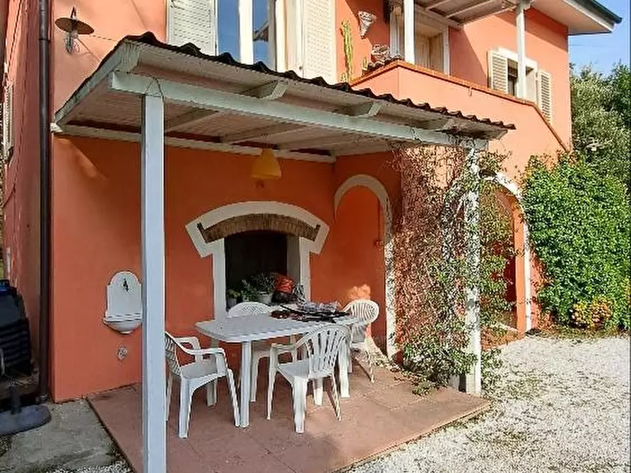 Immagine 4 di Casa indipendente in vendita  a San Giuliano Terme