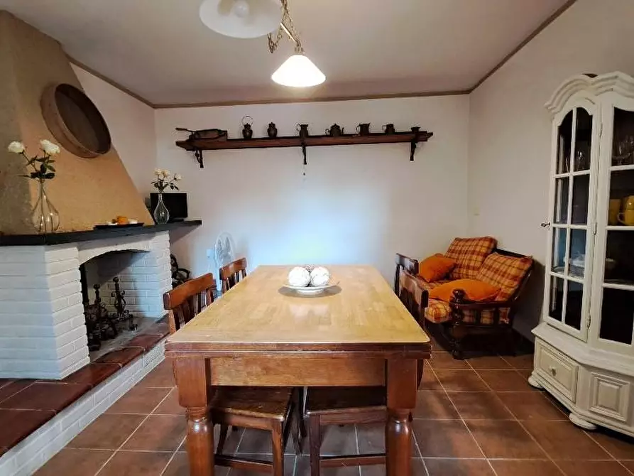 Immagine 42 di Casa indipendente in vendita  a San Giuliano Terme