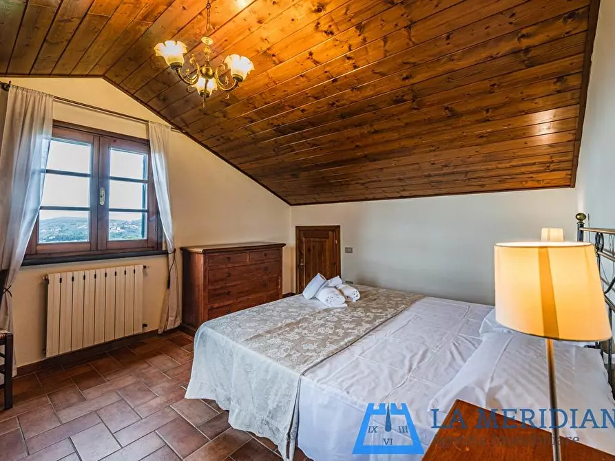 Immagine 4 di Villa in vendita  a Lamporecchio