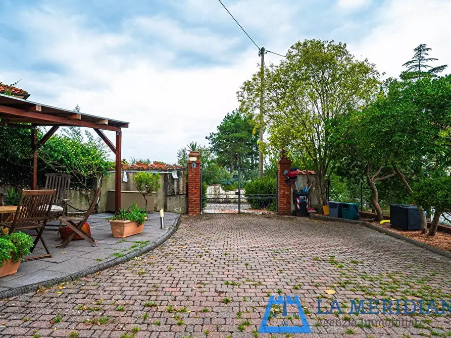 Immagine 30 di Villa in vendita  a Lamporecchio