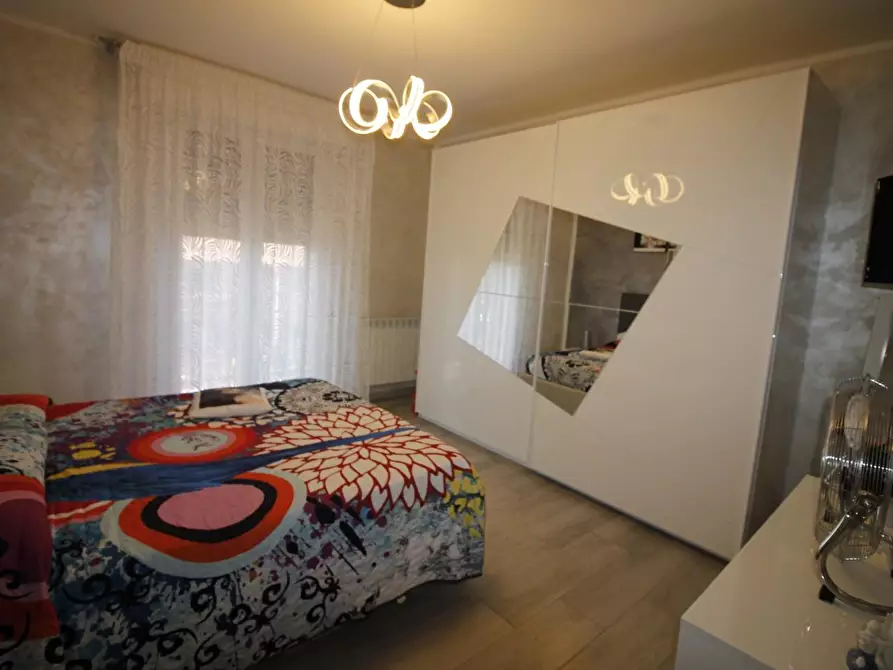 Immagine 11 di Appartamento in vendita  a Colle Di Val D'elsa