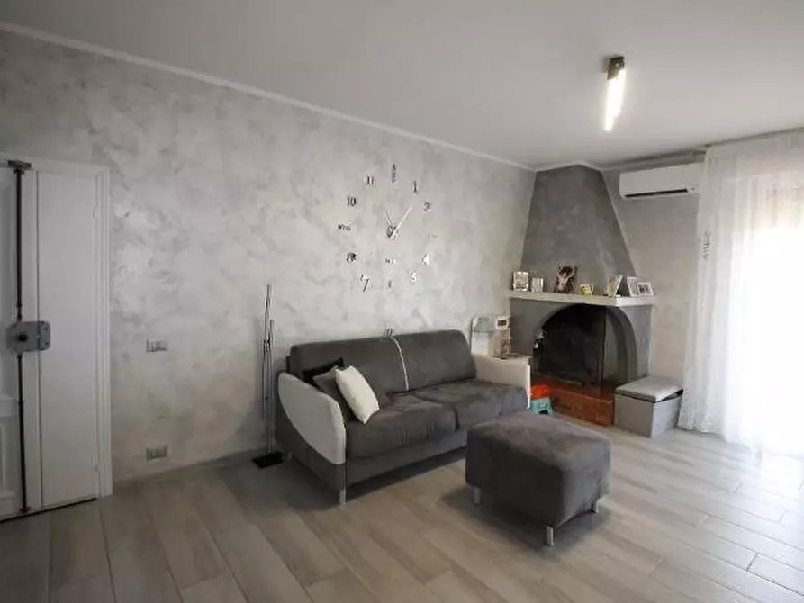 Immagine 6 di Appartamento in vendita  a Colle Di Val D'elsa