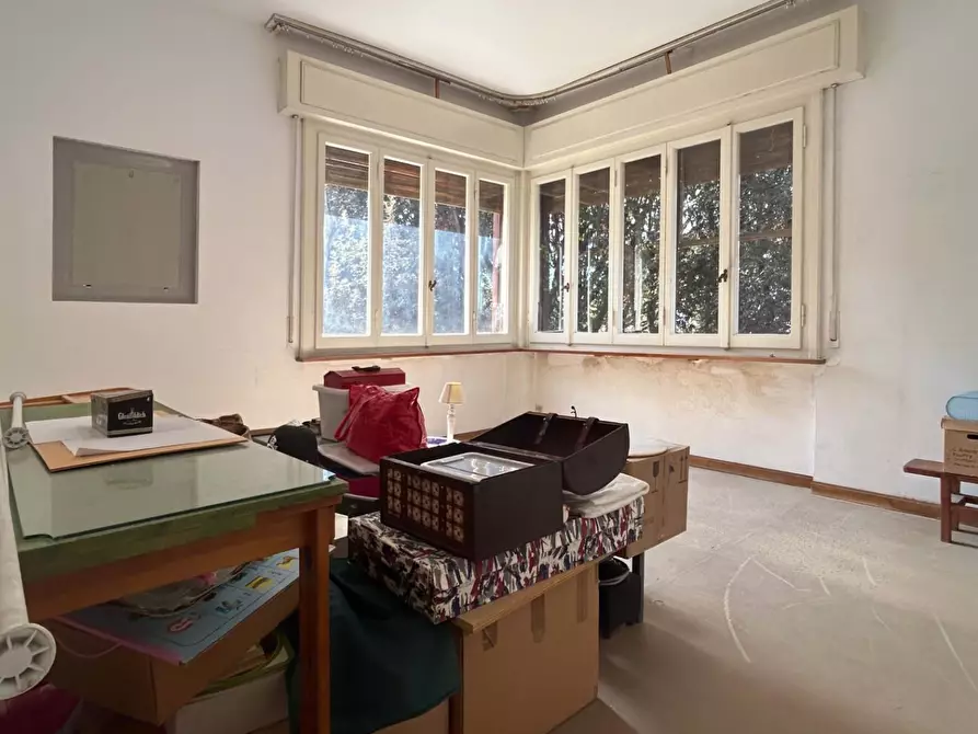 Immagine 30 di Appartamento in vendita  a Livorno