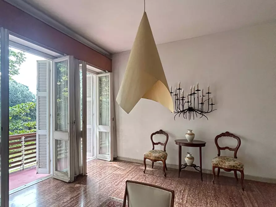 Immagine 11 di Appartamento in vendita  a Livorno