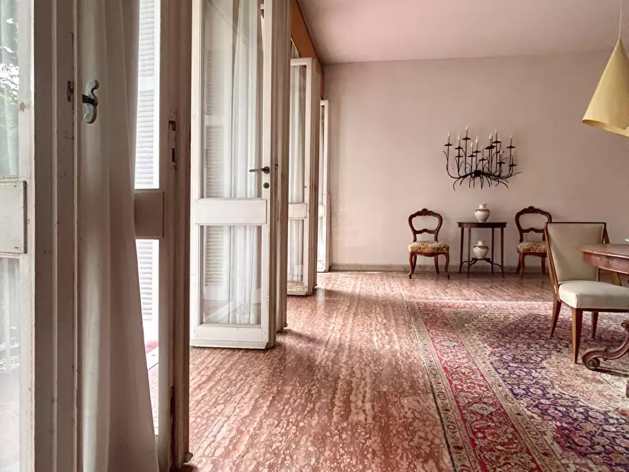 Immagine 15 di Appartamento in vendita  a Livorno