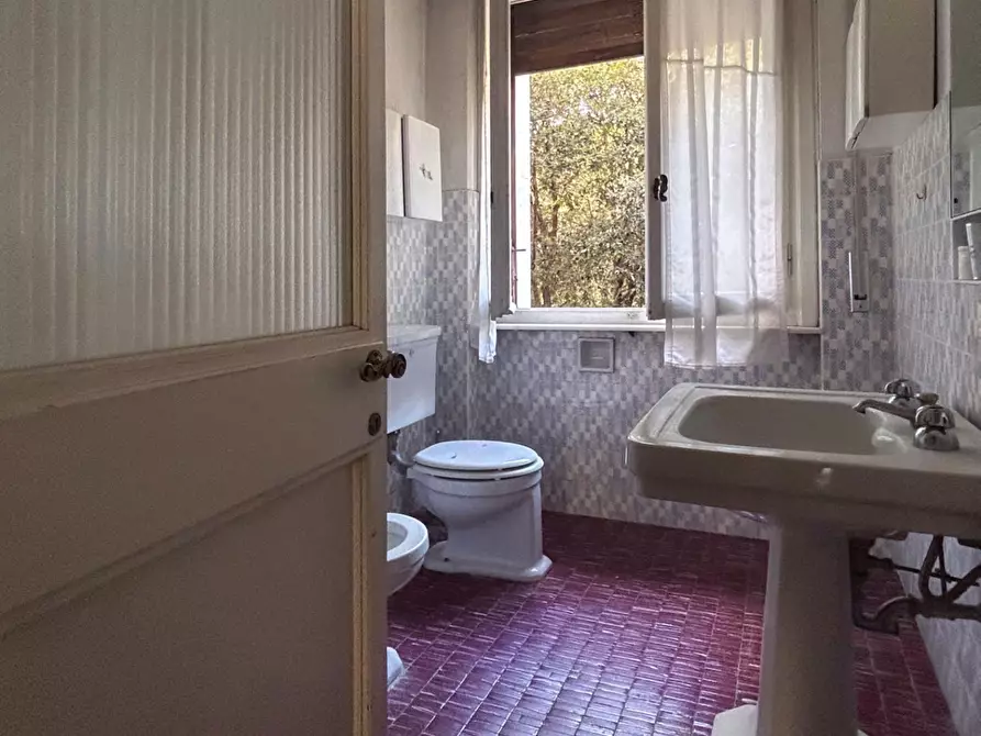 Immagine 33 di Appartamento in vendita  a Livorno