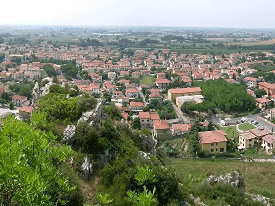 Immagine 1 di Appartamento in vendita  a Vecchiano