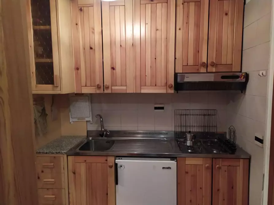 Immagine 22 di Appartamento in vendita  a Cotronei