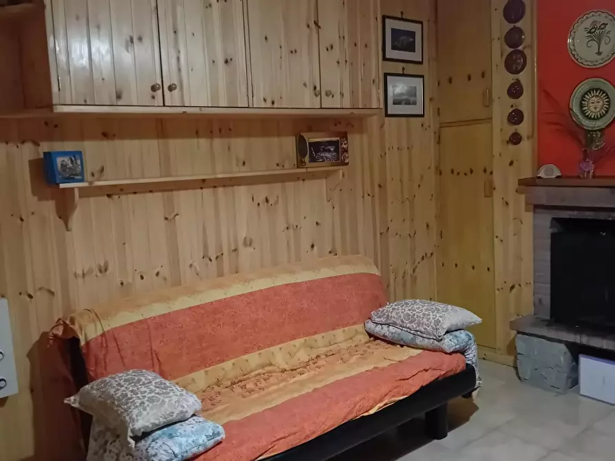 Immagine 19 di Appartamento in vendita  a Cotronei