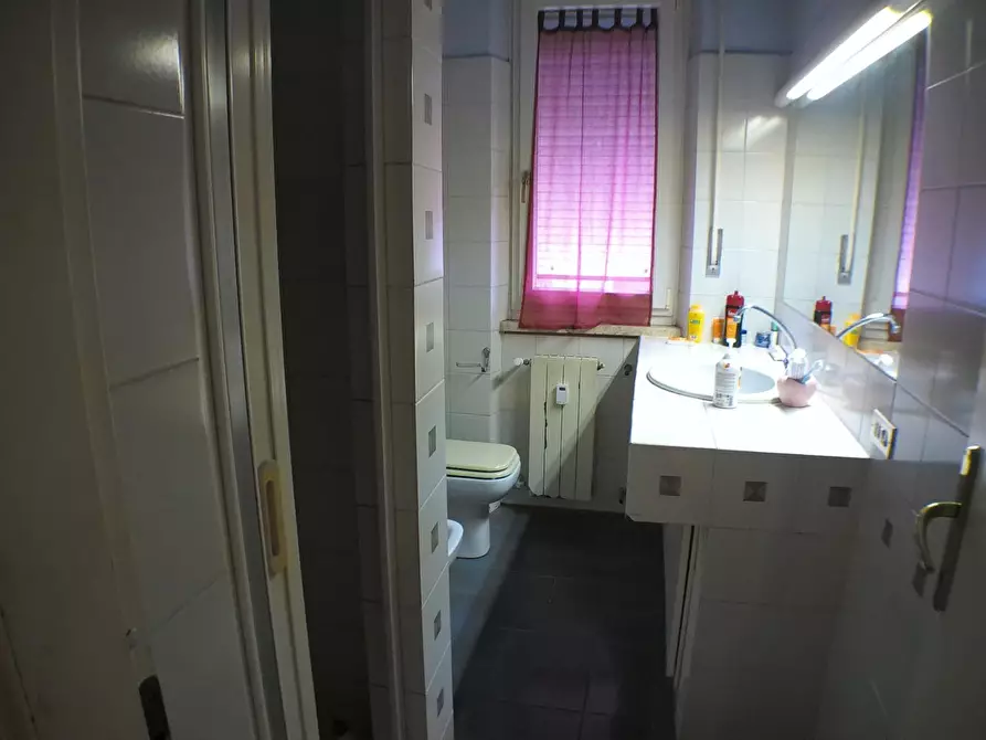 Immagine 25 di Appartamento in vendita  a Carrara