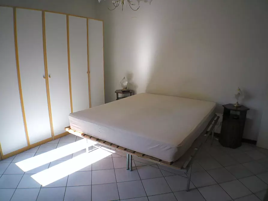 Immagine 22 di Appartamento in vendita  a Carrara