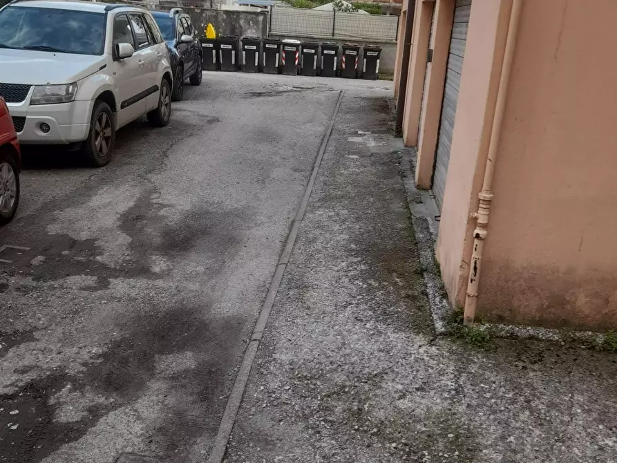 Immagine 26 di Appartamento in vendita  a Carrara