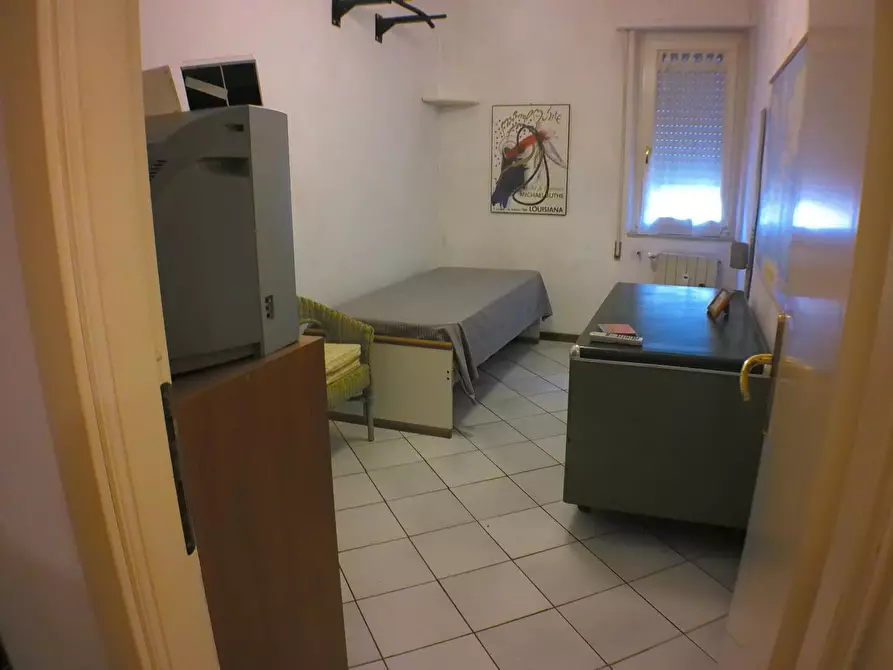 Immagine 23 di Appartamento in vendita  a Carrara