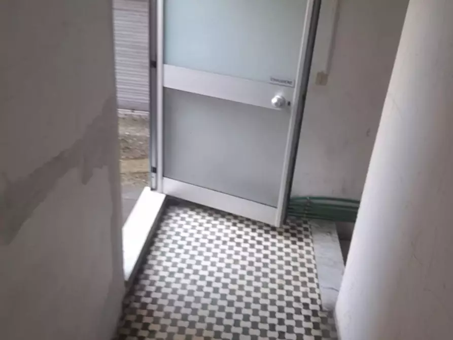 Immagine 34 di Appartamento in vendita  a Carrara