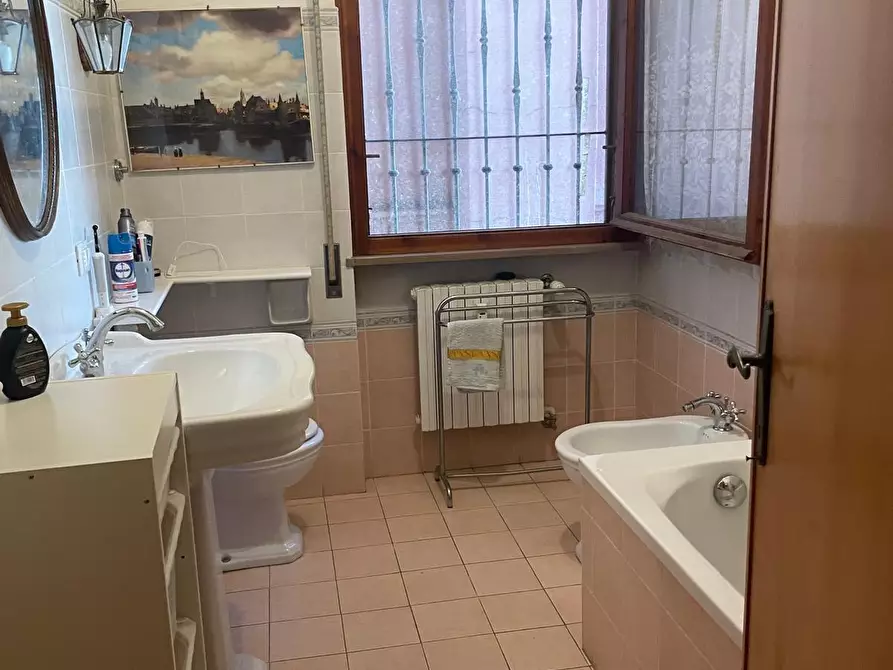 Immagine 12 di Appartamento in vendita  a Pisa