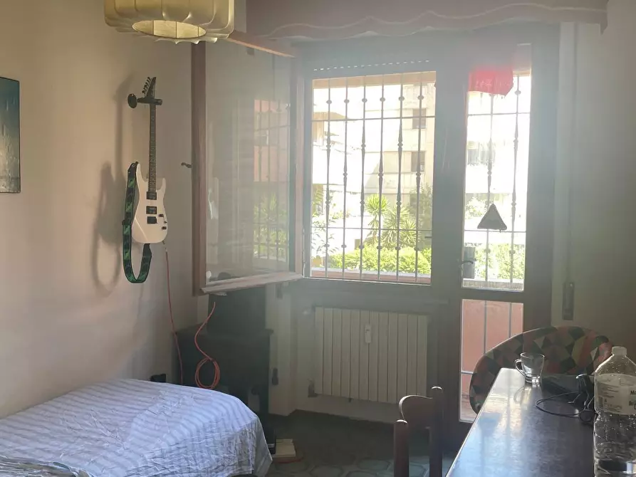 Immagine 11 di Appartamento in vendita  a Pisa