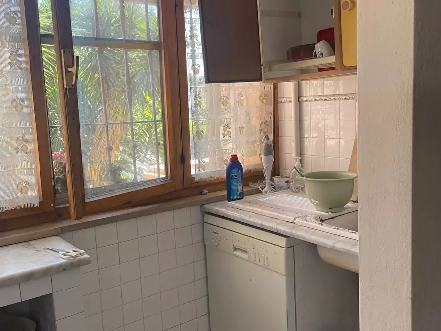 Immagine 17 di Appartamento in vendita  a Pisa