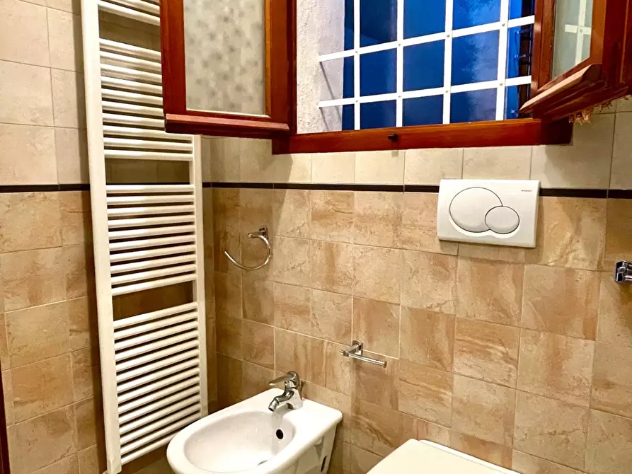 Immagine 19 di Appartamento in vendita  a Siena