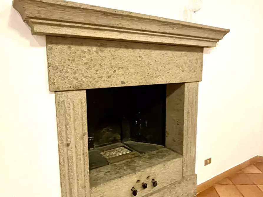 Immagine 24 di Appartamento in vendita  a Siena