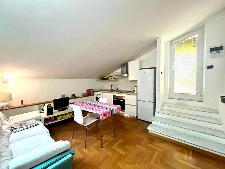 Immagine 9 di Casa indipendente in vendita  a Carrara