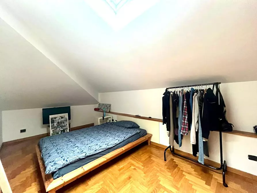 Immagine 11 di Casa indipendente in vendita  a Carrara