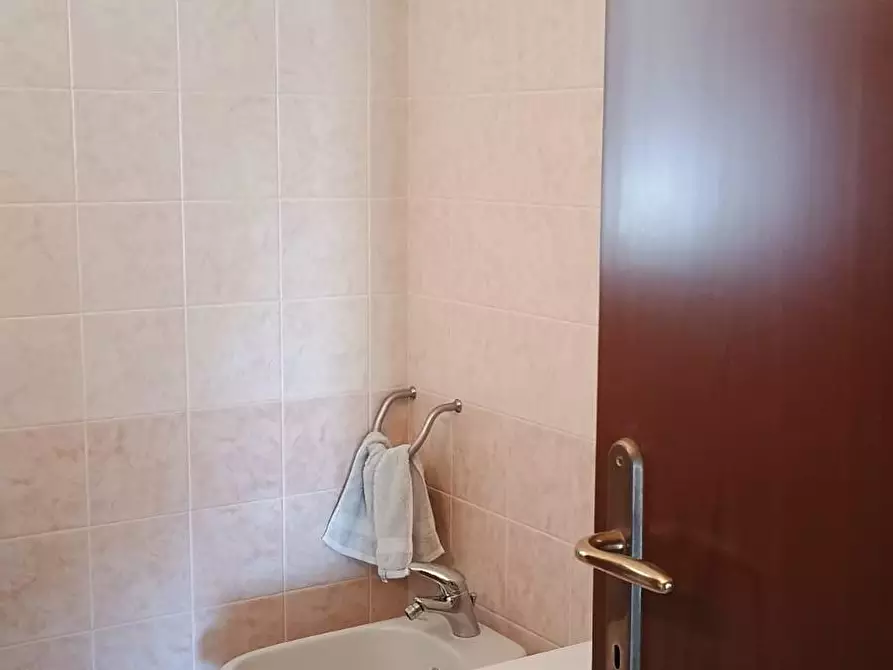 Immagine 17 di Appartamento in vendita  a Viareggio