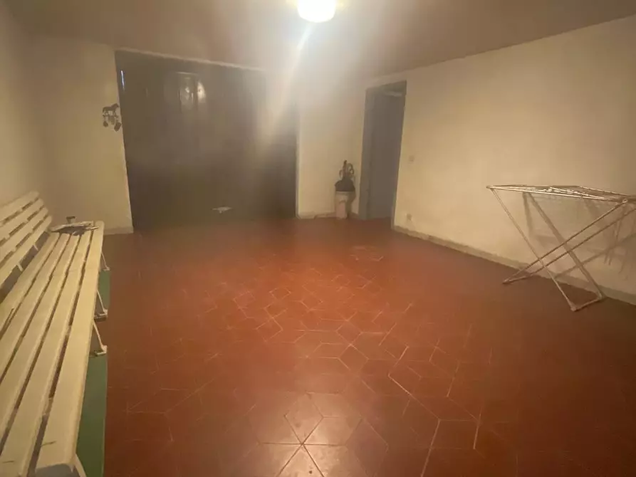 Immagine 19 di Casa indipendente in vendita  a Carrara