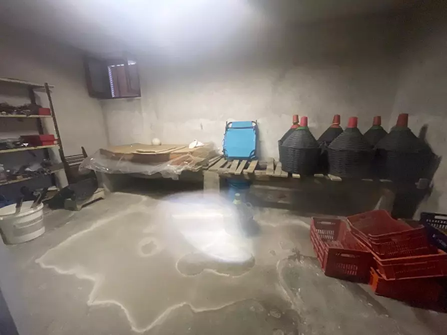 Immagine 28 di Casa indipendente in vendita  a Carrara