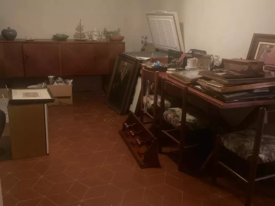 Immagine 17 di Casa indipendente in vendita  a Carrara