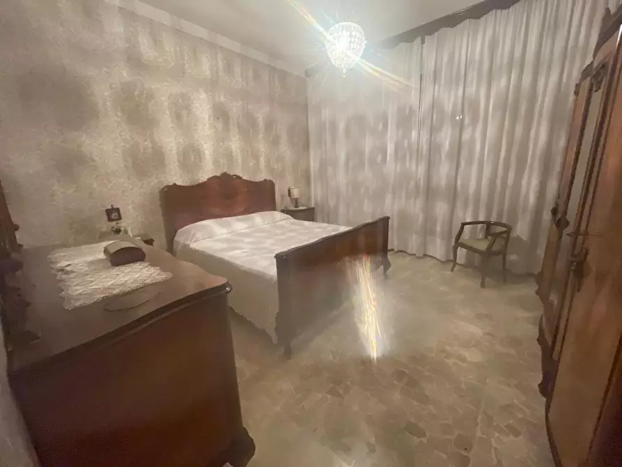 Immagine 13 di Casa indipendente in vendita  a Carrara