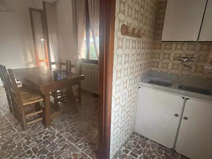 Immagine 7 di Casa indipendente in vendita  a Carrara